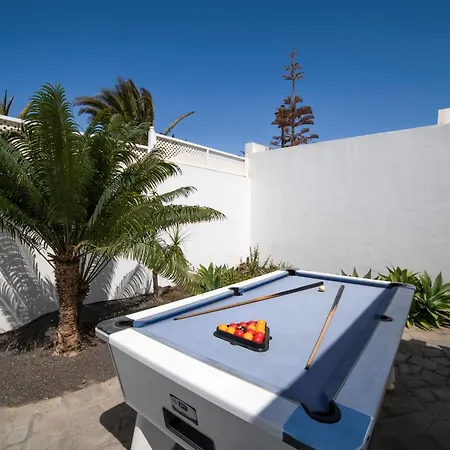 Modern Puerto Del Carmen Heated Private Pool Pool Table Maria Villa *