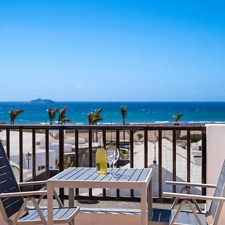 Modern Puerto Del Carmen Heated Private Pool Pool Table Maria Villa *