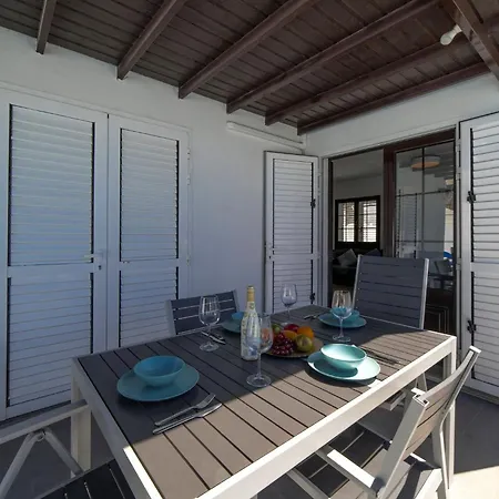 Maria Carmen: Modern Beachside Retreat With Heated Pool Villa