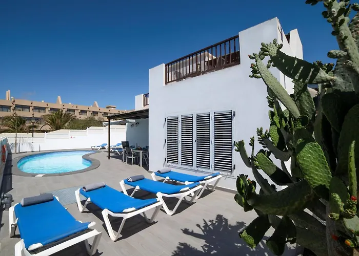 Modern Puerto Del Carmen Heated Private Pool Pool Table Maria Villa *