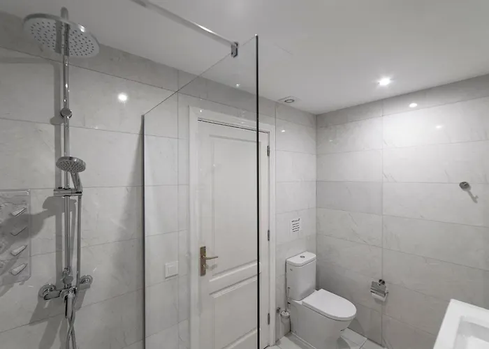 Villa Modern Puerto Del Carmen Heated Private Pool Pool Table Maria *